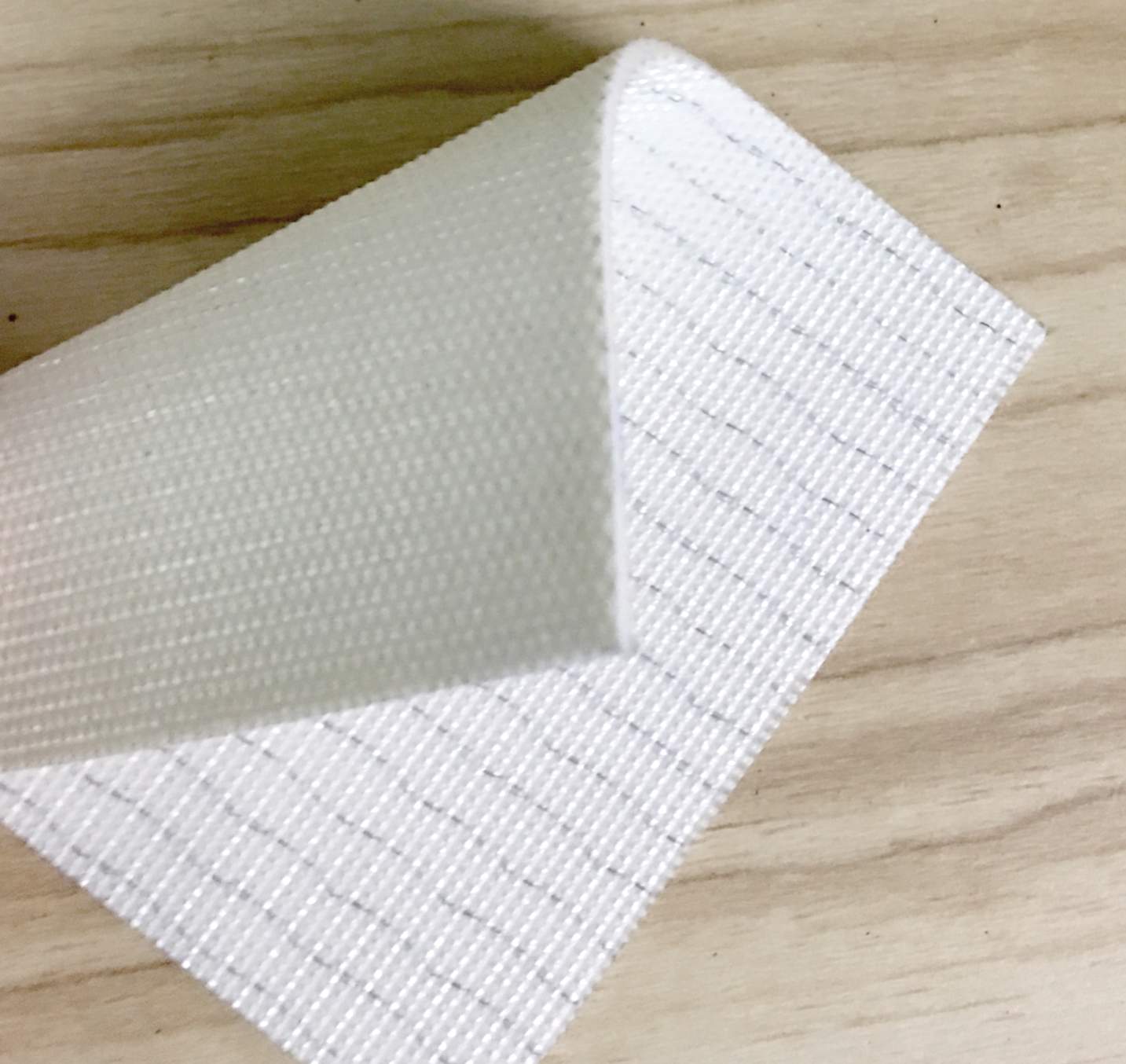 BĂNG TẢI PVC TRẮNG 2 MẶT BỐ